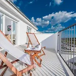 Villa Comfort Four Bedroom With Sea View And Private Pool 7