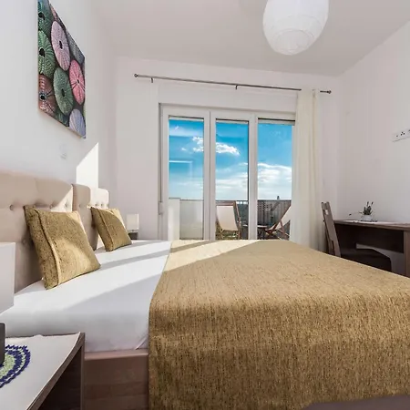Comfort Four Bedroom With Sea View And Private Pool 7 Debeljak