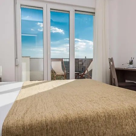 فيلة Comfort Four Bedroom With Sea View And Private Pool 7