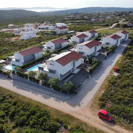 Comfort Four Bedroom With Sea View And Private Pool 7 Villa