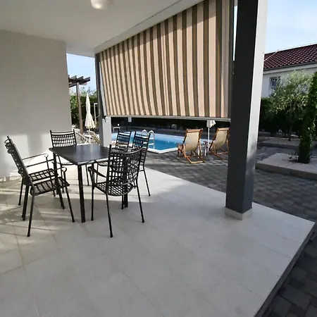 Comfort Four Bedroom With Sea View And Private Pool 7 فيلة Debeljak