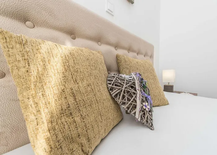 فيلة Comfort Four Bedroom With Sea View And Private Pool 7 *