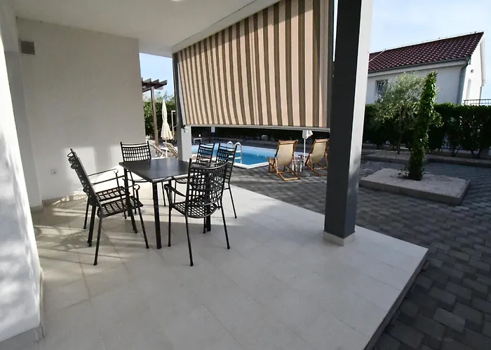 Comfort Four Bedroom With Sea View And Private Pool 7 فيلة Debeljak