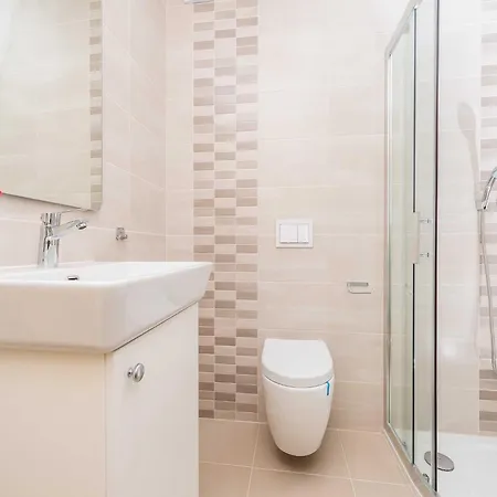 Vila Comfort Four Bedroom With Sea View And Private Pool 7