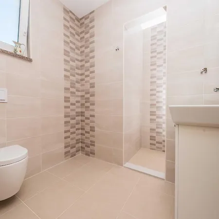 Comfort Four Bedroom With Sea View And Private Pool 7 Βίλα *