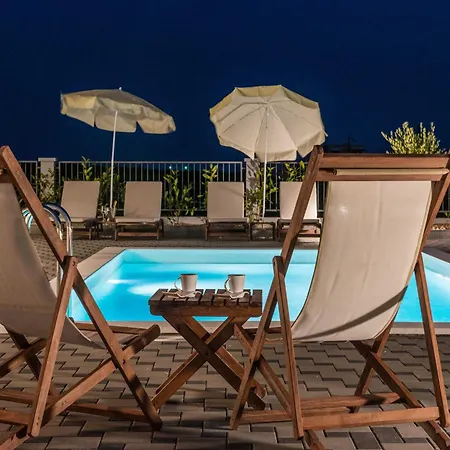 Comfort Four Bedroom With Sea View And Private Pool 7 *