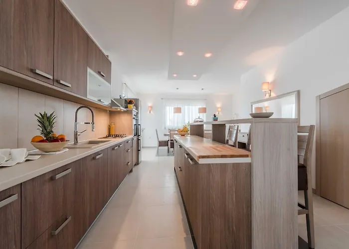 Comfort Four Bedroom With Sea View And Private Pool 7 Вилла *