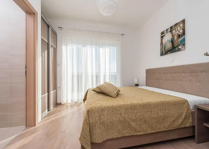 Comfort Four Bedroom With Sea View And Private Pool 7 Вилла Debeljak