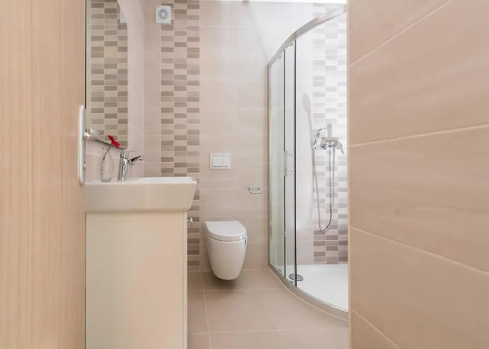 Вилла Comfort Four Bedroom With Sea View And Private Pool 7 Debeljak